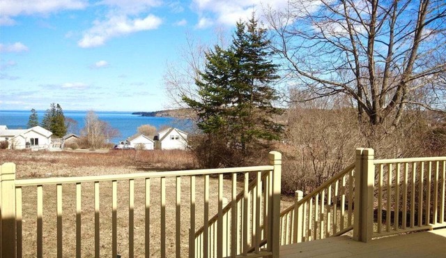 Lupine Cottage | Walk to Downtown Rockland + Harbo