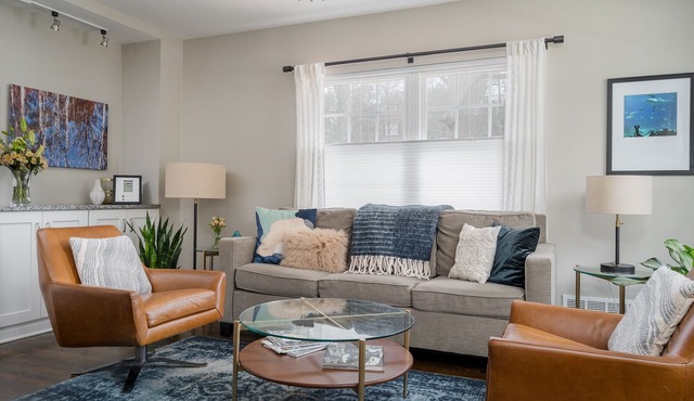 Lux Family Friendly Midtown Bungalow 2BR 2BA - Walk to Beltline!
