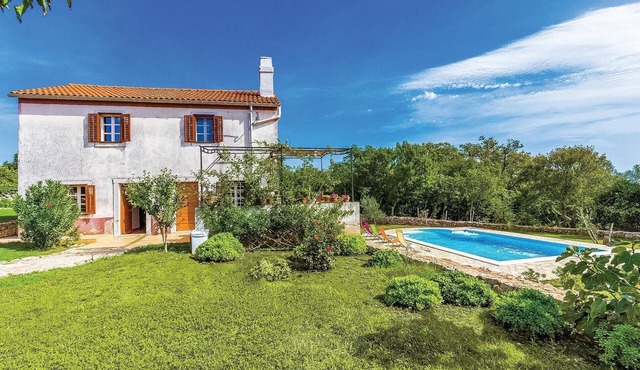 Luxurious home in Garica