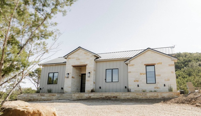 Luxury Ranch Near Palo Pinto Park with 10 Beds