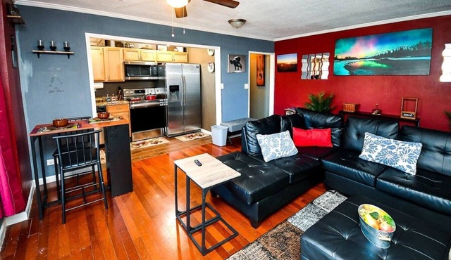 Modern Designed DTWN Condo with a 99% Walk Score