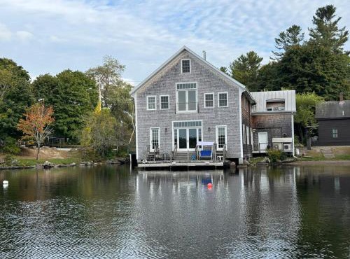 More Boathouse than Lakehouse