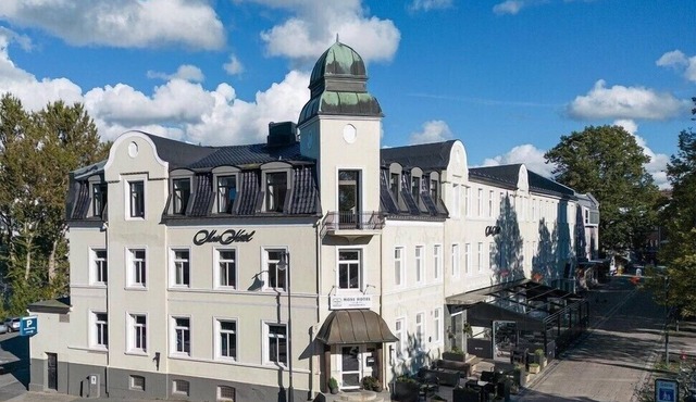 Moss Hotel & Apartments