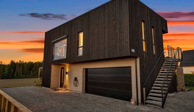 New and Modern Entire Rental Unit in Ås and Ski Norway