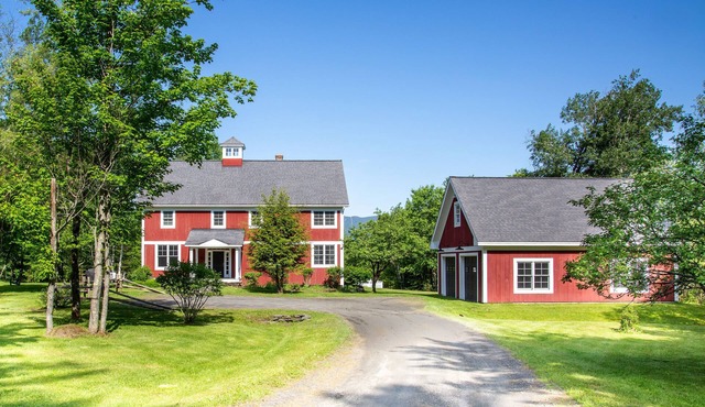 NEWLY RENOVATED EAST WARREN LUXURY FARMHOUSE