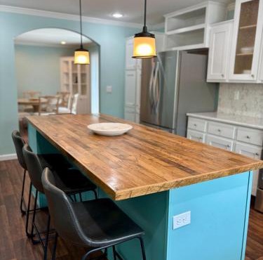 Oasis at Munchy branch & Bike trail & Dog Friendly