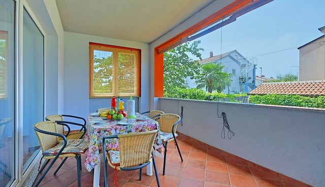 One bedroom apartment with terrace Umag (A-22649-a)