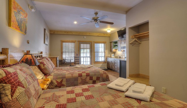 Oquossoc Suite #3 | A/C