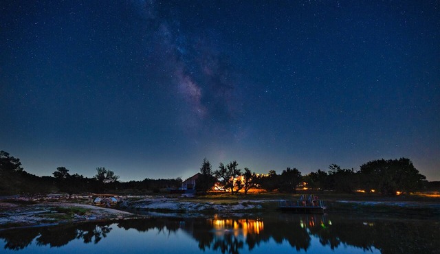 Outdoorsy Hill Country