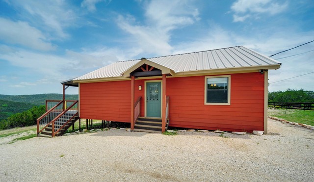 Pet-Friendly Hideaway 13 Mi to Leakey