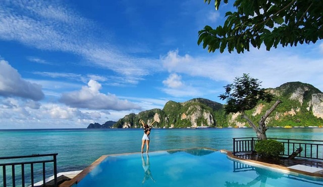 Phi Phi Don Chukit Resort in Ko Phi Phi