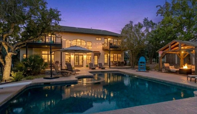Pool + Cabana + Amazing Views - Picturesque Point