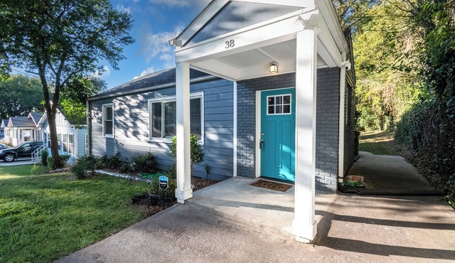 Private 3-Bed Lakewood Home w/Free Arcade Play- 5 Miles to Mercedes Benz Stadium