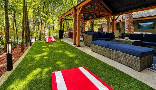 Private Luxury Oasis | Hot Tub | 2X 50"Outdoor TVs