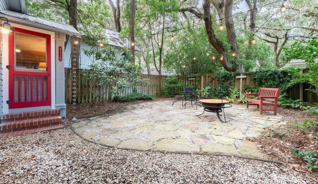 Proctor Cottage | Walk to Pier Village St. Simons Island Rental