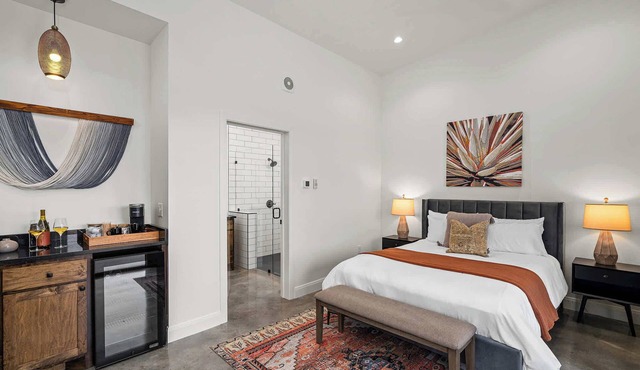 Redstone Casita at Featherstone Winery