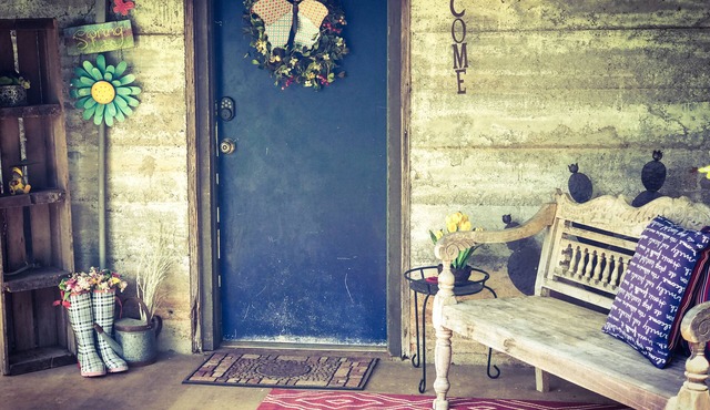 Relax and unwind at this private, rustic and romantic cabin; Private Hot tub