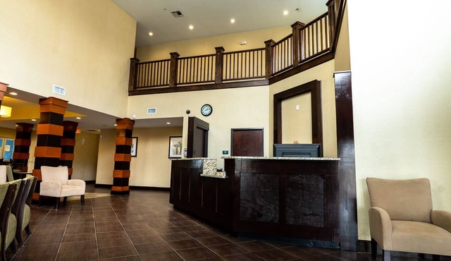 Rivers Inn & Suites