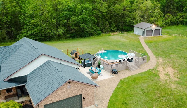 Rolling Ridge | Pets, Sauna, HeatedPool, GameRoom, Sleeps 23, Theater, & More