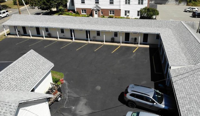 Royale Coach Motor Lodge