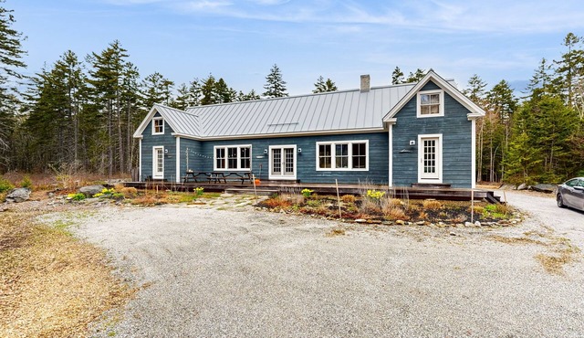Rustic-chic home on St. George River & near the ocean with deck