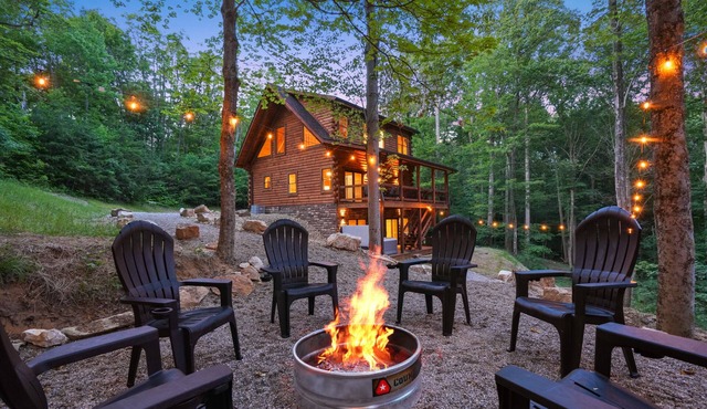 Rustic Ravine | Hocking Hills, Hot Tub, Game Room