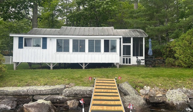 Seasonal - Waterfront Cottage - Beautiful panoramic view