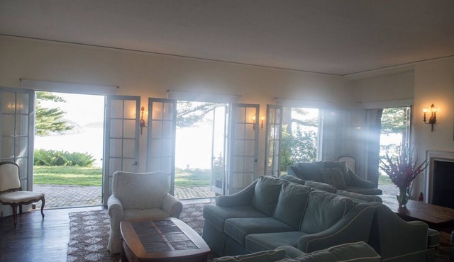 Sols Cliff House