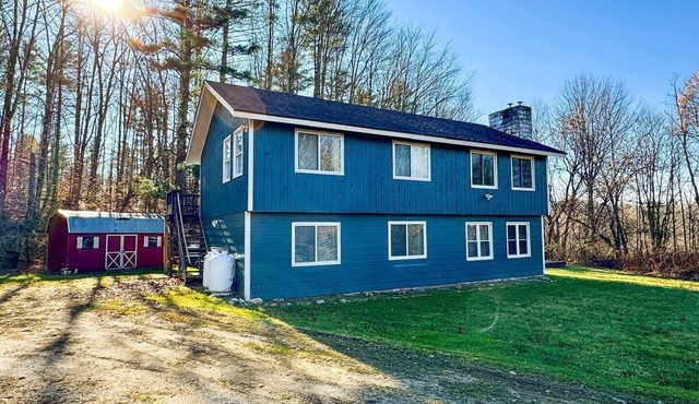 Spacious Holiday Getaway – Near Slopes & Downtown