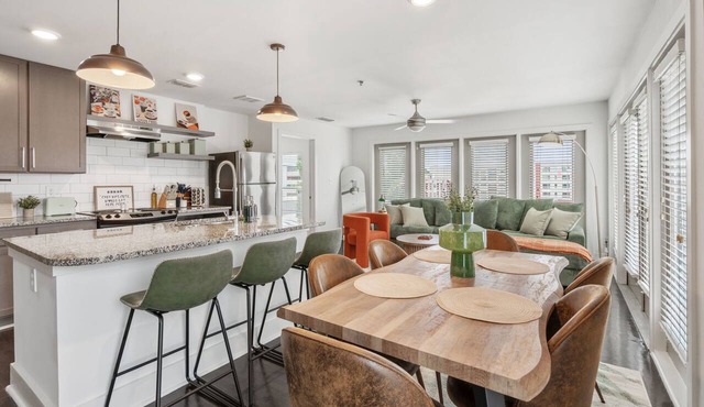 Stadium 5 mins | Luxury 2 Beds | Transit Friendly | Beltline+DT | Free Parking
