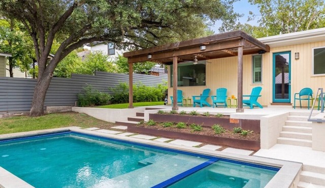 Stylish 3-Bedroom Austin Retreat with Pool & Prime Tarrytown Location