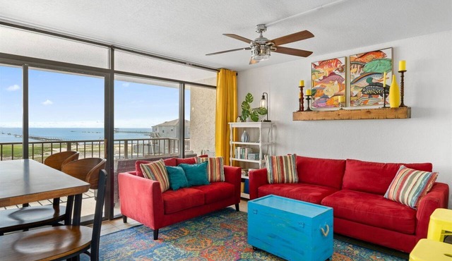 Tequila Sunrise | Lighted Pier, Pool Access!