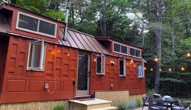 Thainy House, 6-Acre Retreat: Gardiner, ME