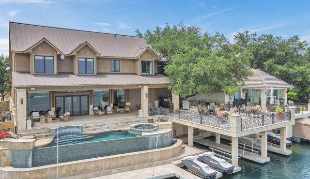 The Villa on Matern | Concierge Services