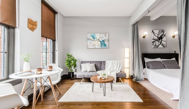 Top Floor Comfy condo- Heart of Short North
