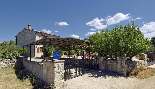Villa in Cehici with Private Pool & Terrace