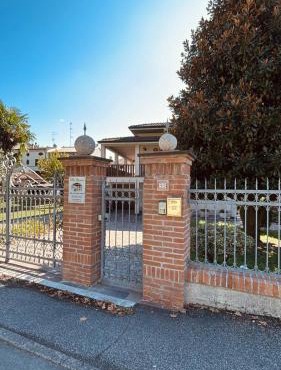 Villa Marisa