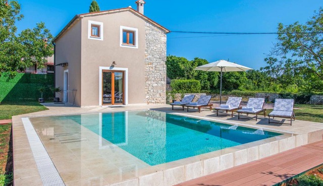 Villa Zvane, a charming pool villa in the heart of Istria
