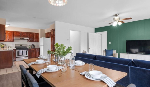 Walk to OSU 4BR Ranch 3 Kings Pet-Friendly