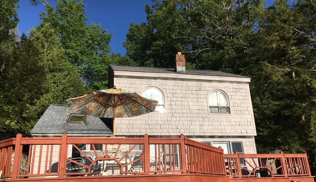 Waterfront Home, Amazing Mountain Views, Lake Bomoseen