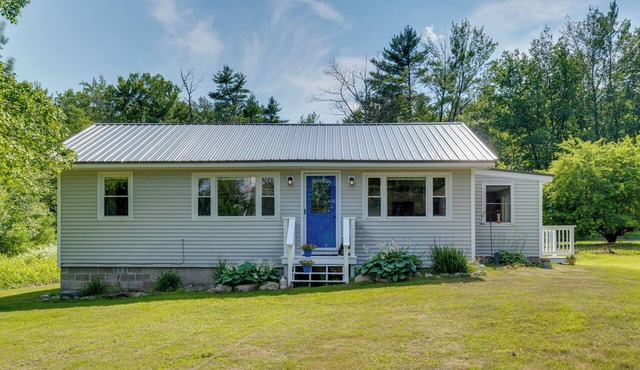 Welcome to Buck's Hideout in Bridgton Maine!