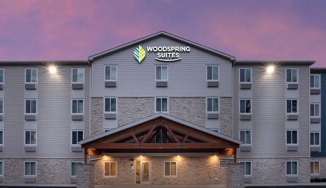 WoodSpring Suites Lake Jackson