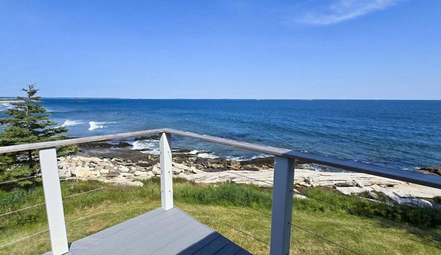 Your Tranquil Indian Point Retreat with Breathtaking Views & Beach Access