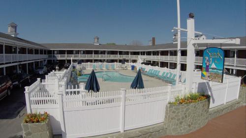 Sands Beach 