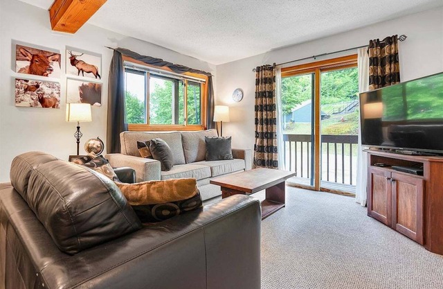 White Cap B-315 Ski-In/Ski-Out Sunday River Condo