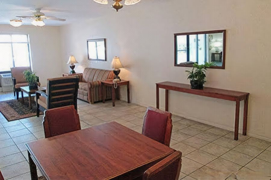 Photo of Livingroom in North Arlington