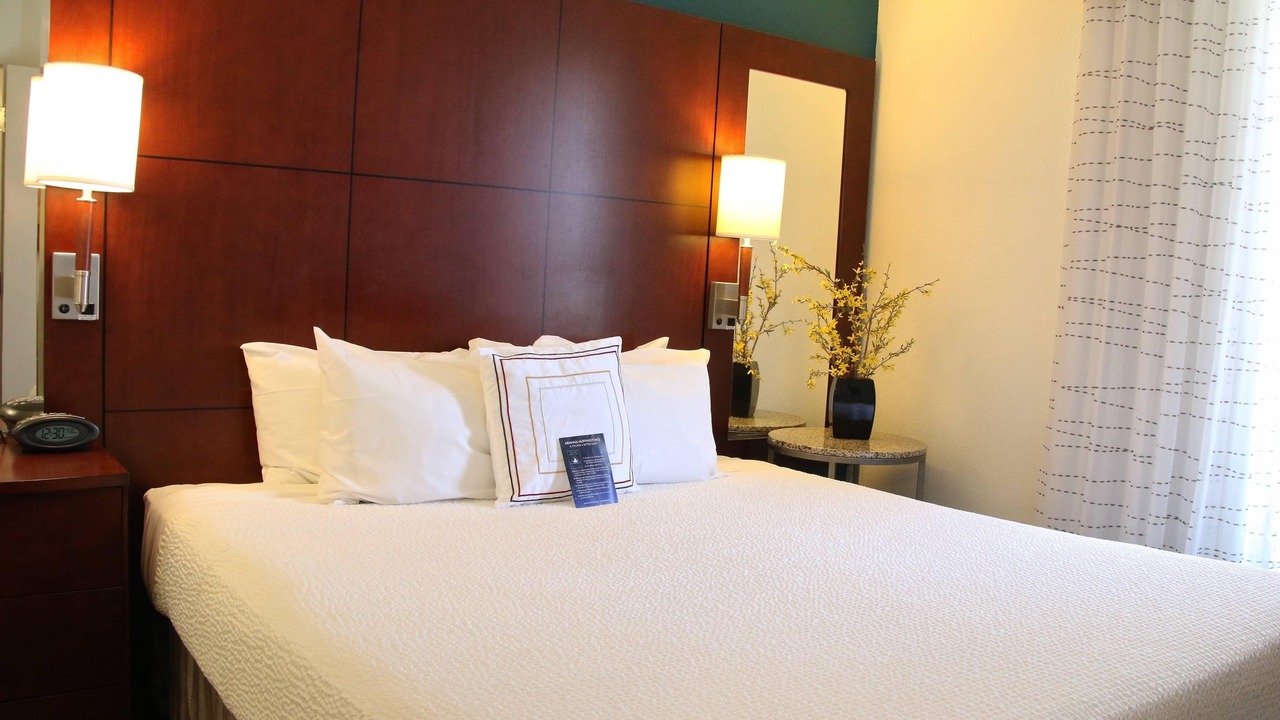 Photo of Bedroom in Central Newport News