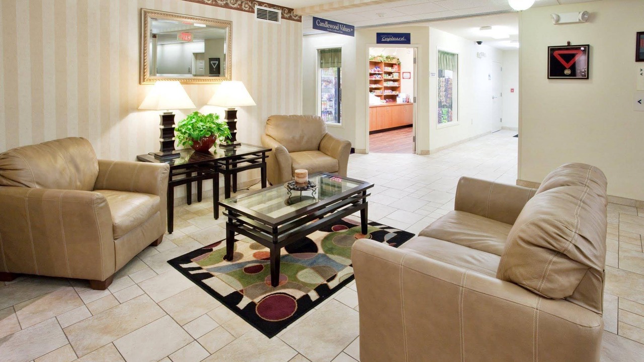 Photo of Livingroom in Central Newport News