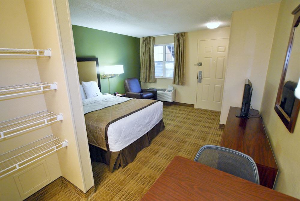 Photo of Bedroom in Central Newport News