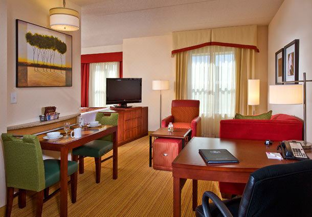 Photo of Livingroom in Central Newport News